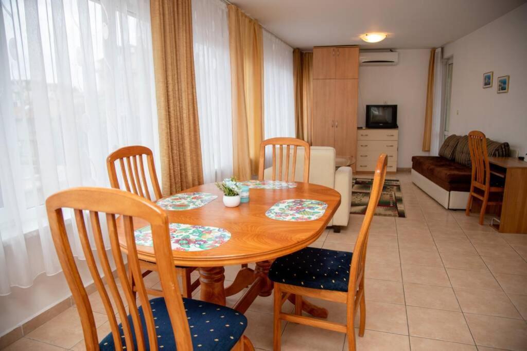 Convenient 1-Bedroom Flat Next To Harmanite Beach Σωζόπολη Εξωτερικό φωτογραφία